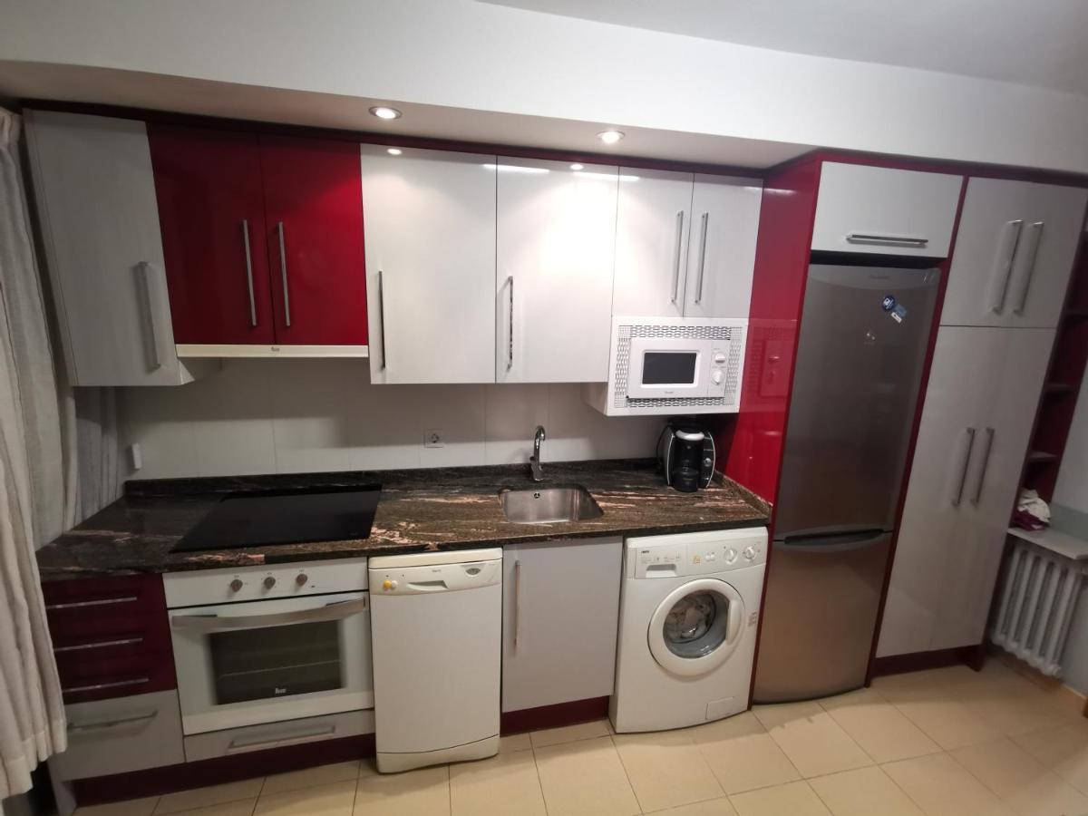 Comoda Vivienda En Huesca Bagian luar foto